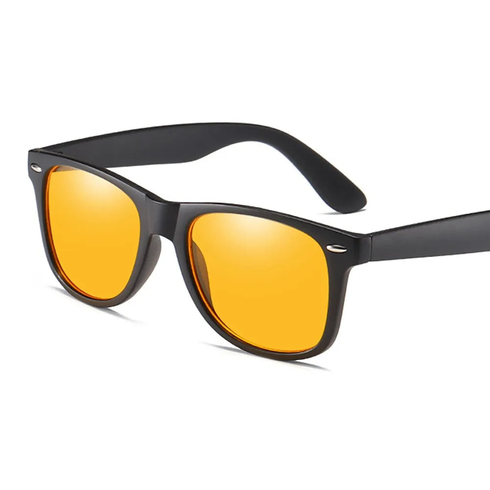 Lunettes carrées classiques anti-lumière bleue pour homme et femme, avec verres jaunes filtrant la lumière bleue.